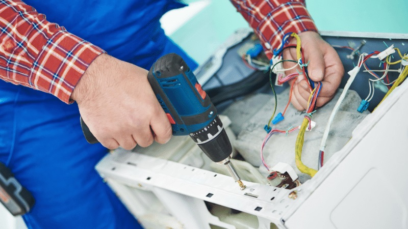 Köprübaşı Silverline Silverline çamaşır makinesi kart tamiri – Su almama arızası orijinal parça ile giderildi. - Teknik servis örneği